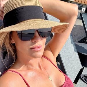 Meet your Posher 😘